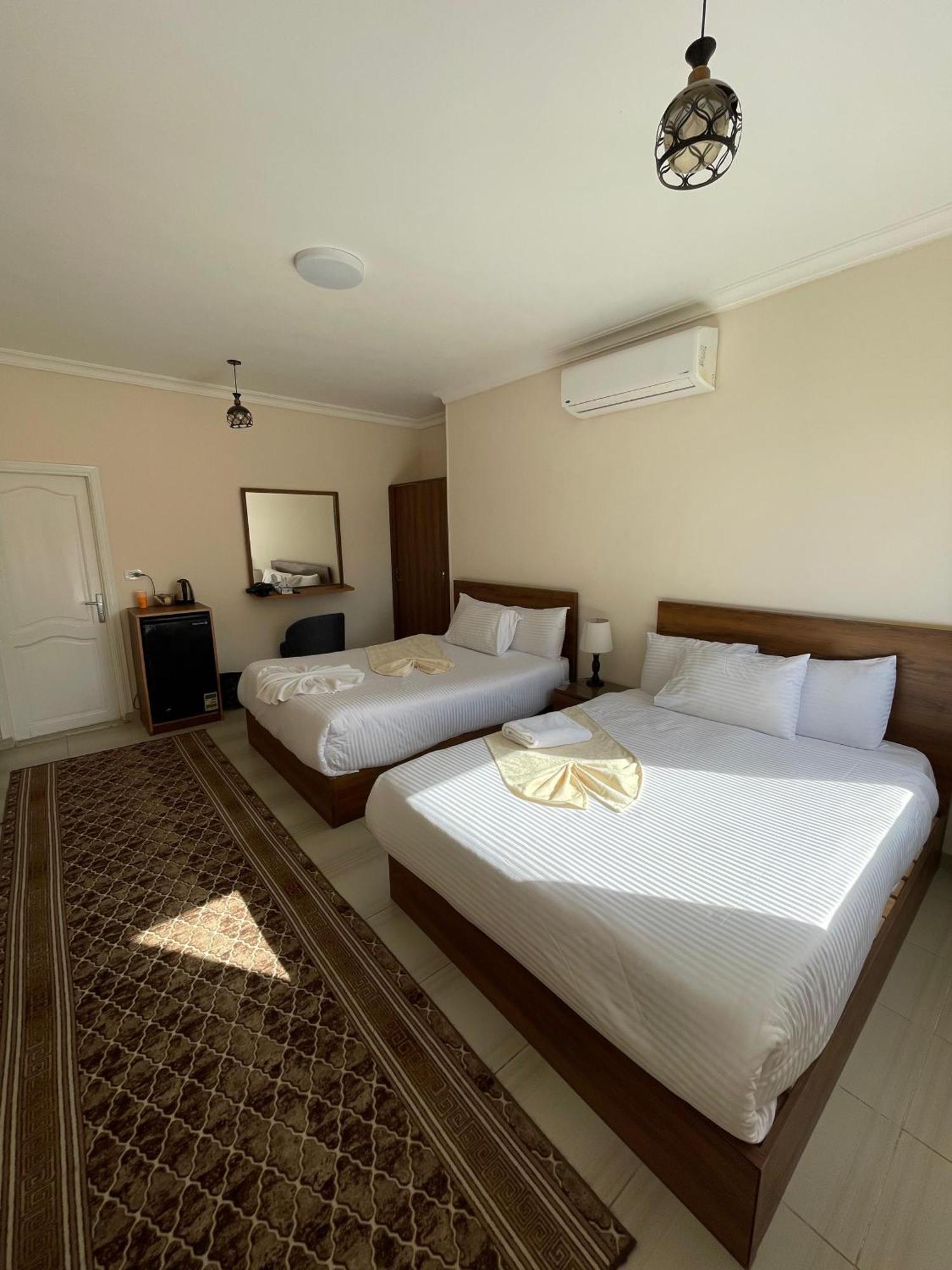 Glamour Pyramids View Kafrat al Jabal Exterior foto